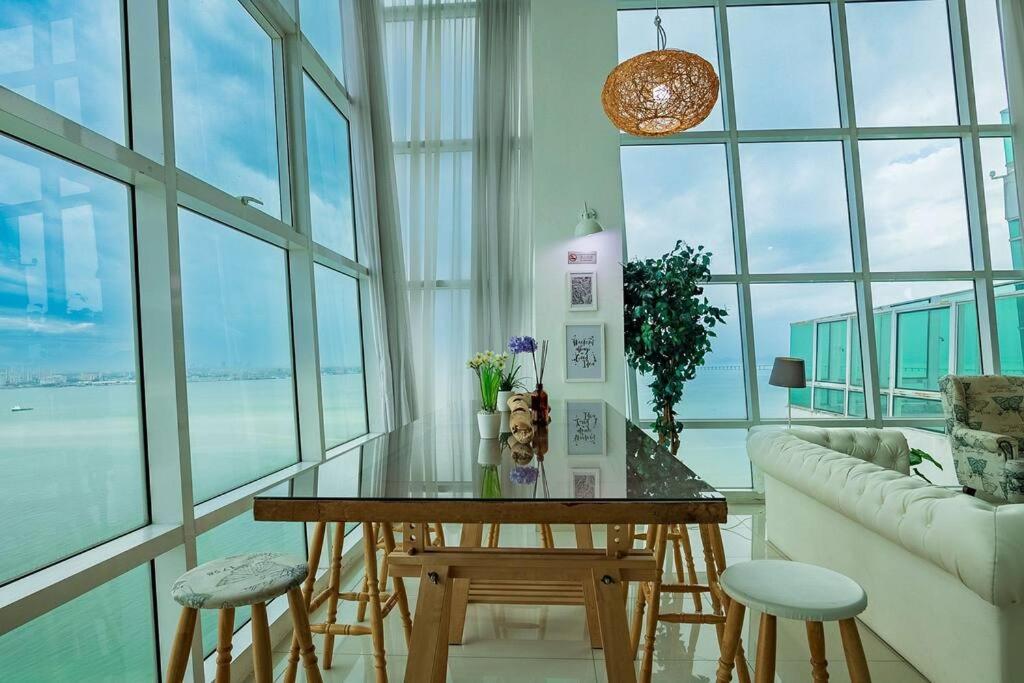 2Bedrooms Maritime Seaview Luxury Suite 2Carpark 2-9Pax Jelutong Exteriör bild