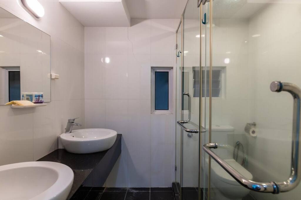 2Bedrooms Maritime Seaview Luxury Suite 2Carpark 2-9Pax Jelutong Exteriör bild