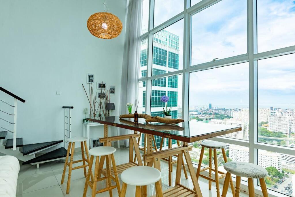 2Bedrooms Maritime Seaview Luxury Suite 2Carpark 2-9Pax Jelutong Exteriör bild